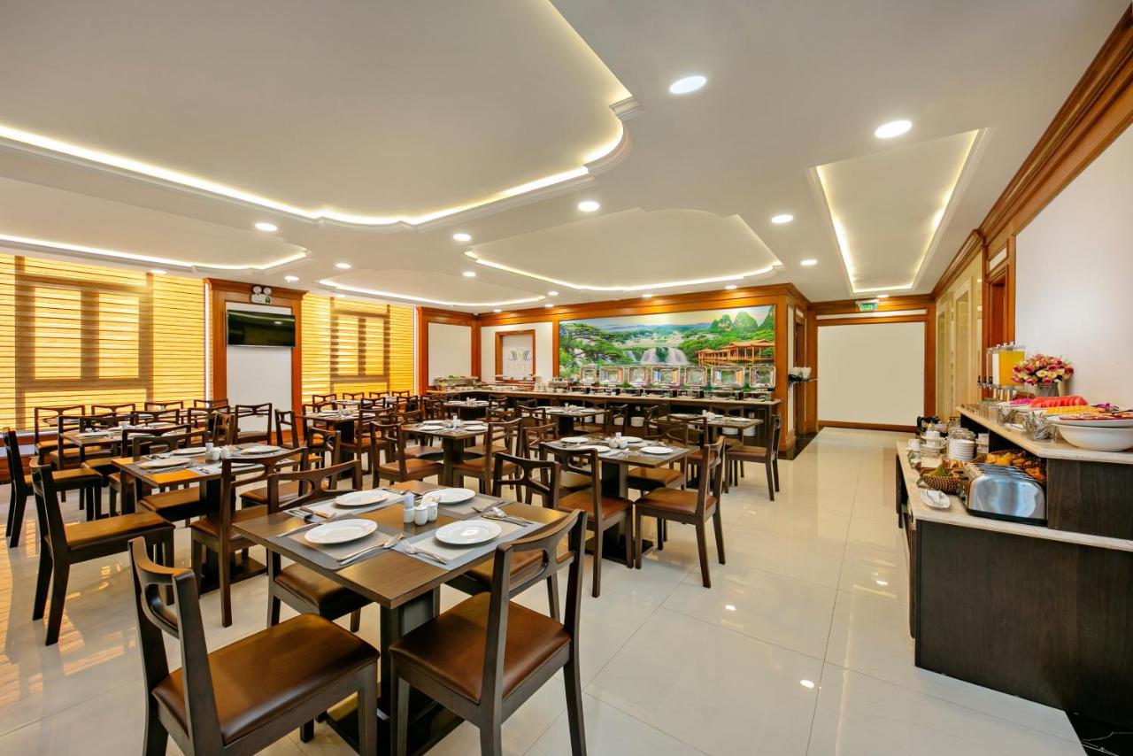 Santa Luxury Hotel Дананг Экстерьер фото