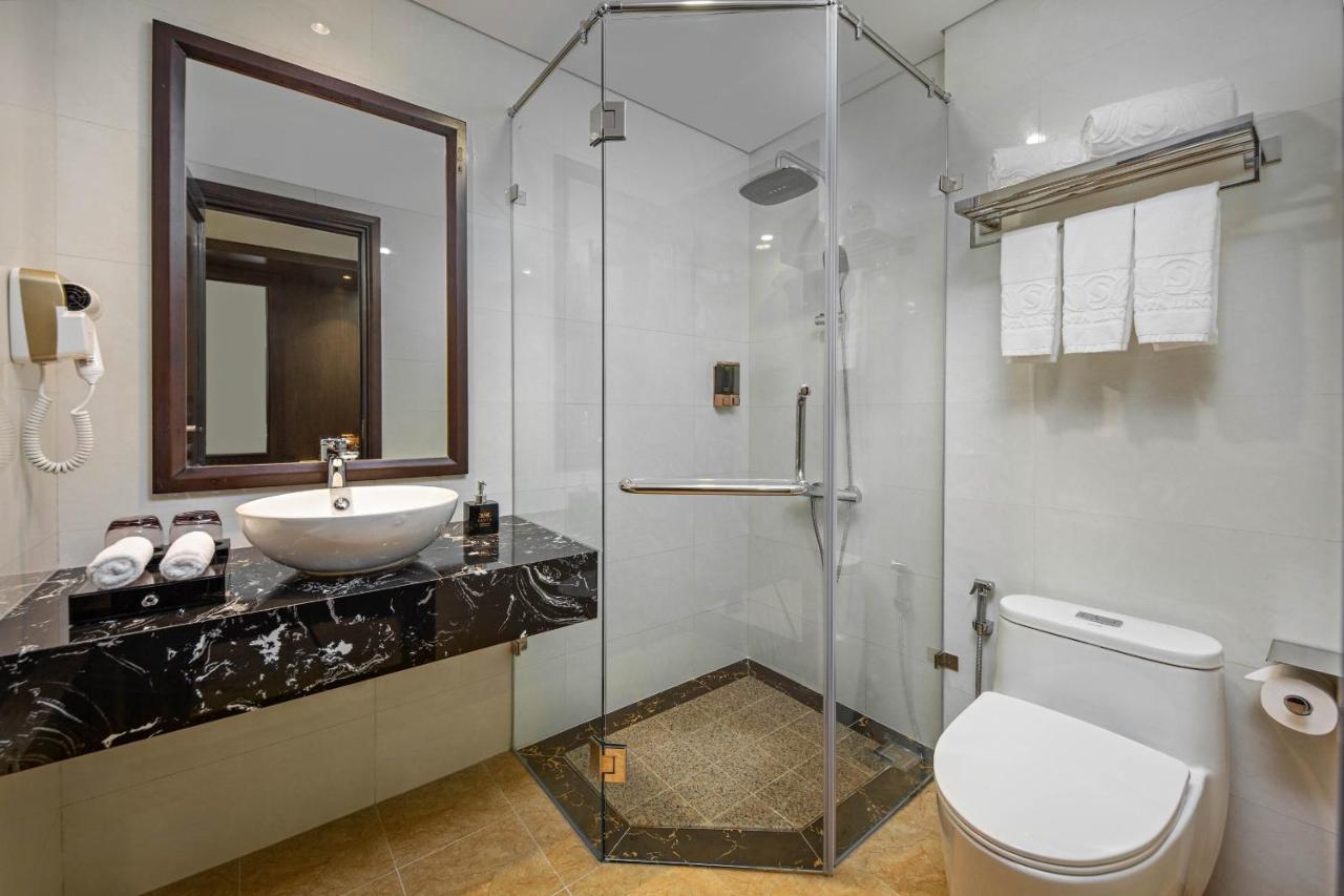 Santa Luxury Hotel Дананг Экстерьер фото