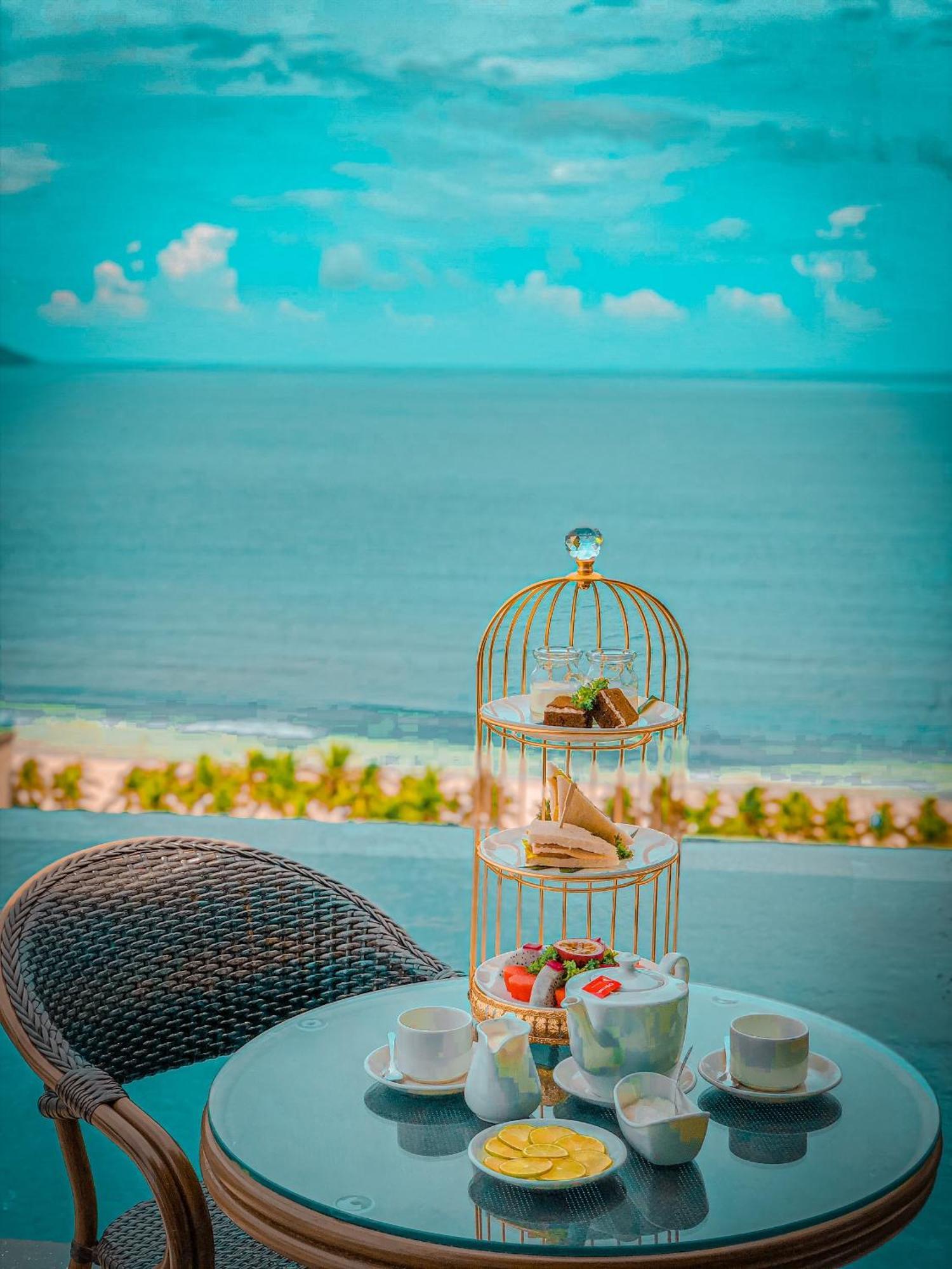 Santa Luxury Hotel Дананг Экстерьер фото