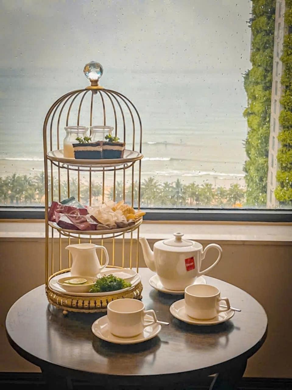 Santa Luxury Hotel Дананг Экстерьер фото