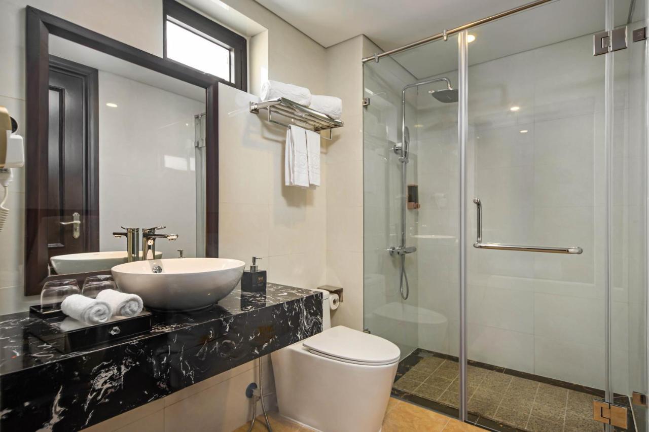 Santa Luxury Hotel Дананг Экстерьер фото